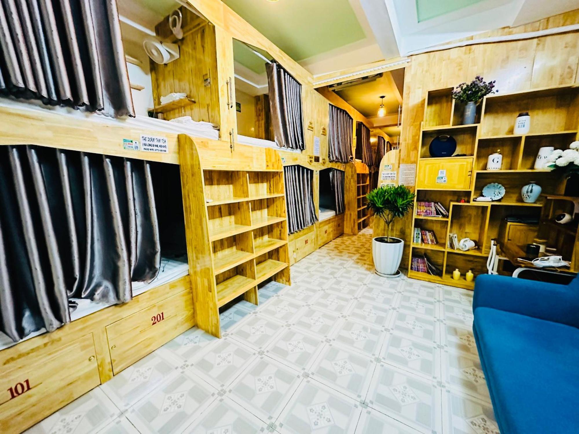 The Dorm Tam Toa Hostel Xom De Ngoại thất bức ảnh